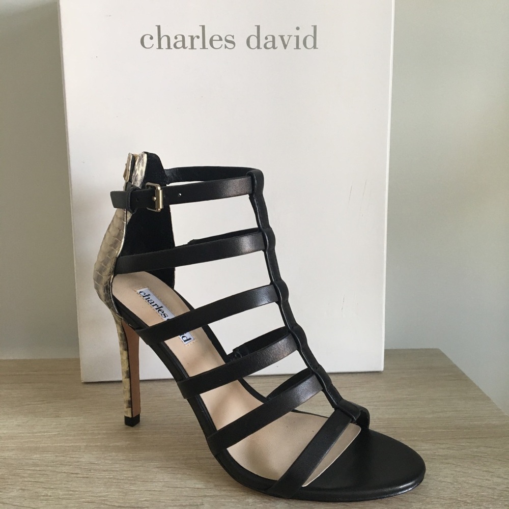 Charles David Sandals Heels Snake leather size 6